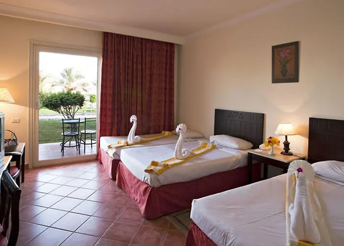 Three Corners Sea Resort 4*
