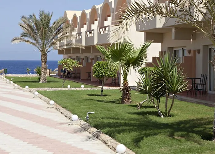 Three Corners Sea Resort 4*